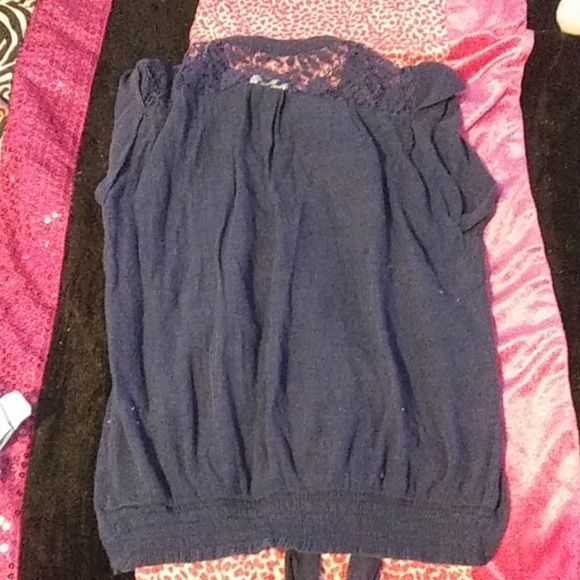 Blouse - Picture 2 of 2